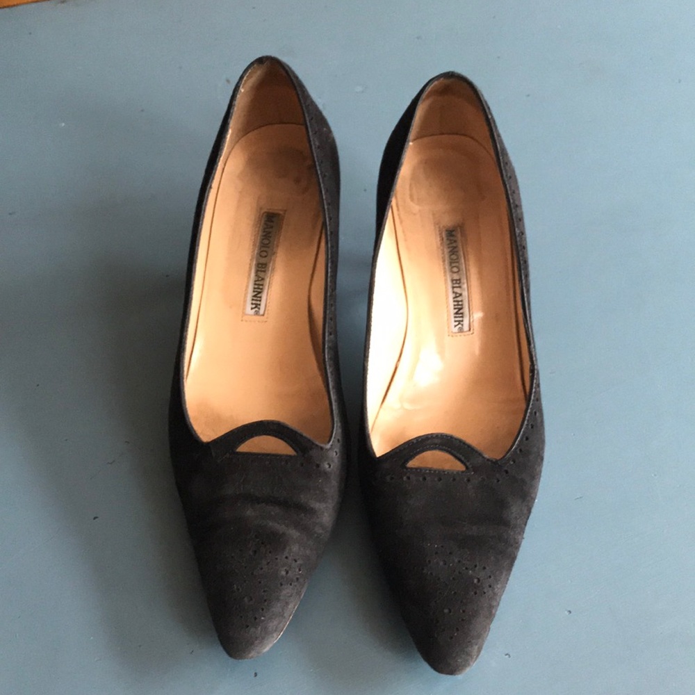 Vintage Manolo Blahnik mini heels